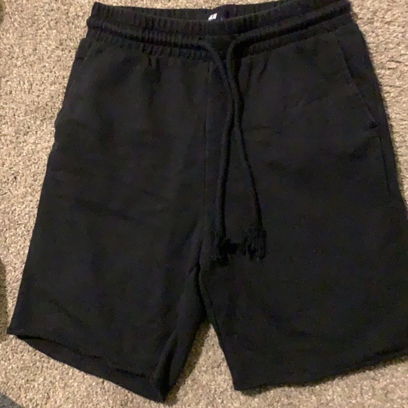 3 pairs of H&M shorts - Picture 5 of 5